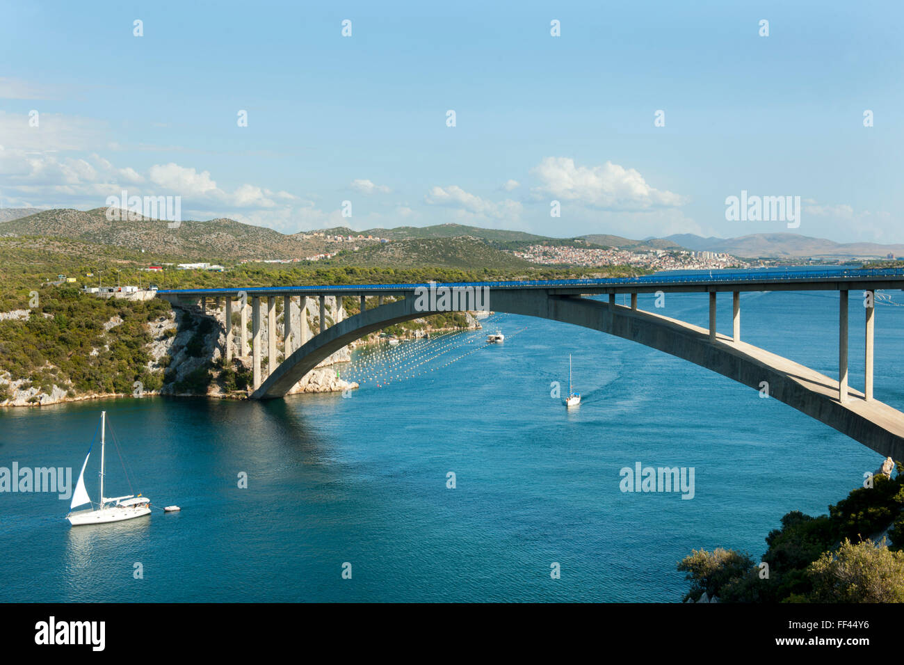 Fernsehreihe, Dalmatien, Sibenik, Brücke Über Den Fluss Krka Stockfoto