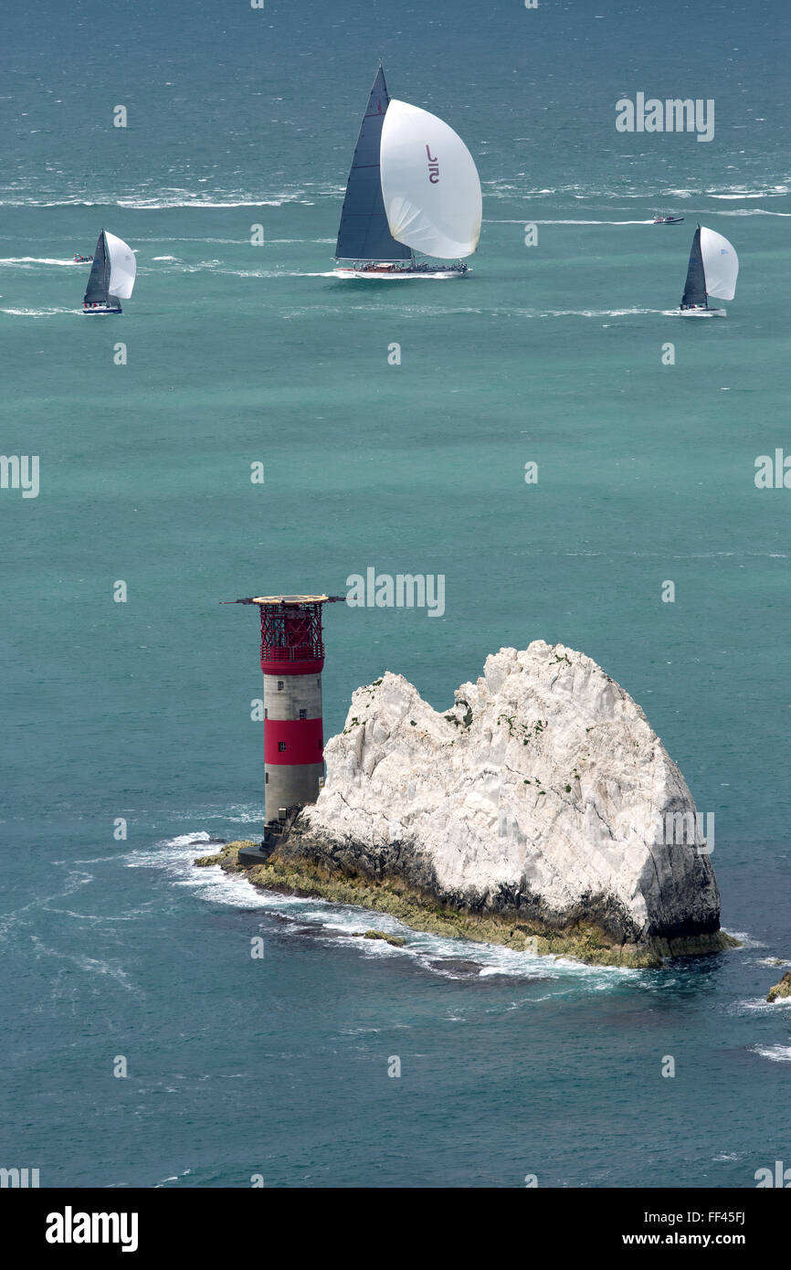 Yachten, Segeln in der Nähe von der Isle Of Wight Stockfoto