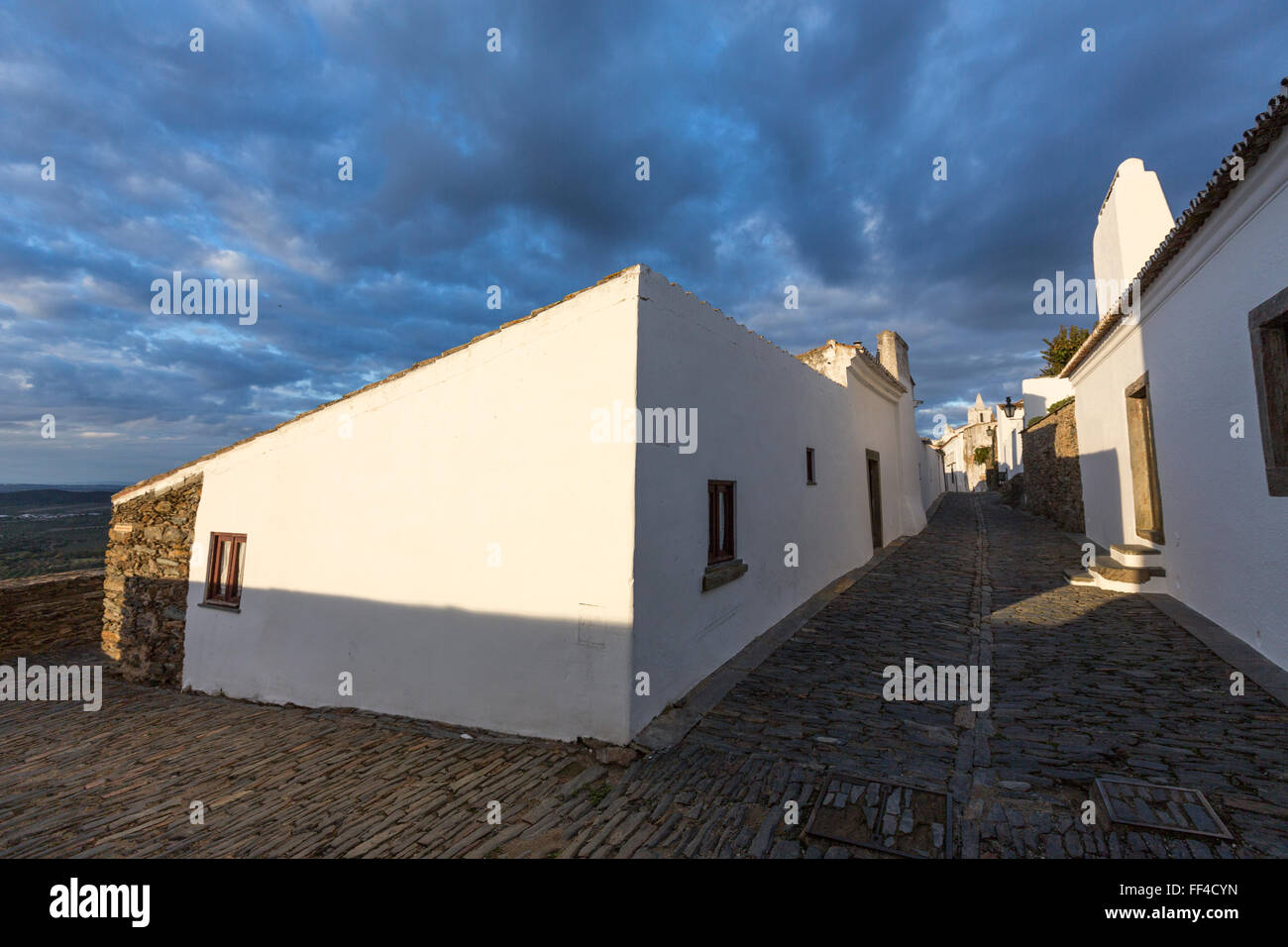 Rua de Santiago de Monsaraz, Portugal Stockfoto