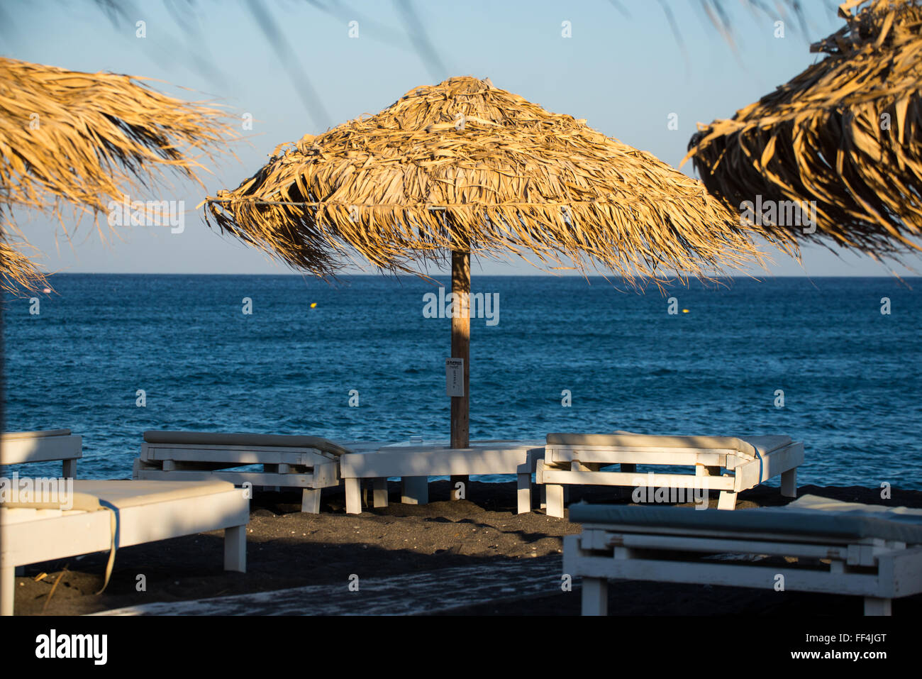 Akrotiri Beach in Santorini Griechenland Stockfoto