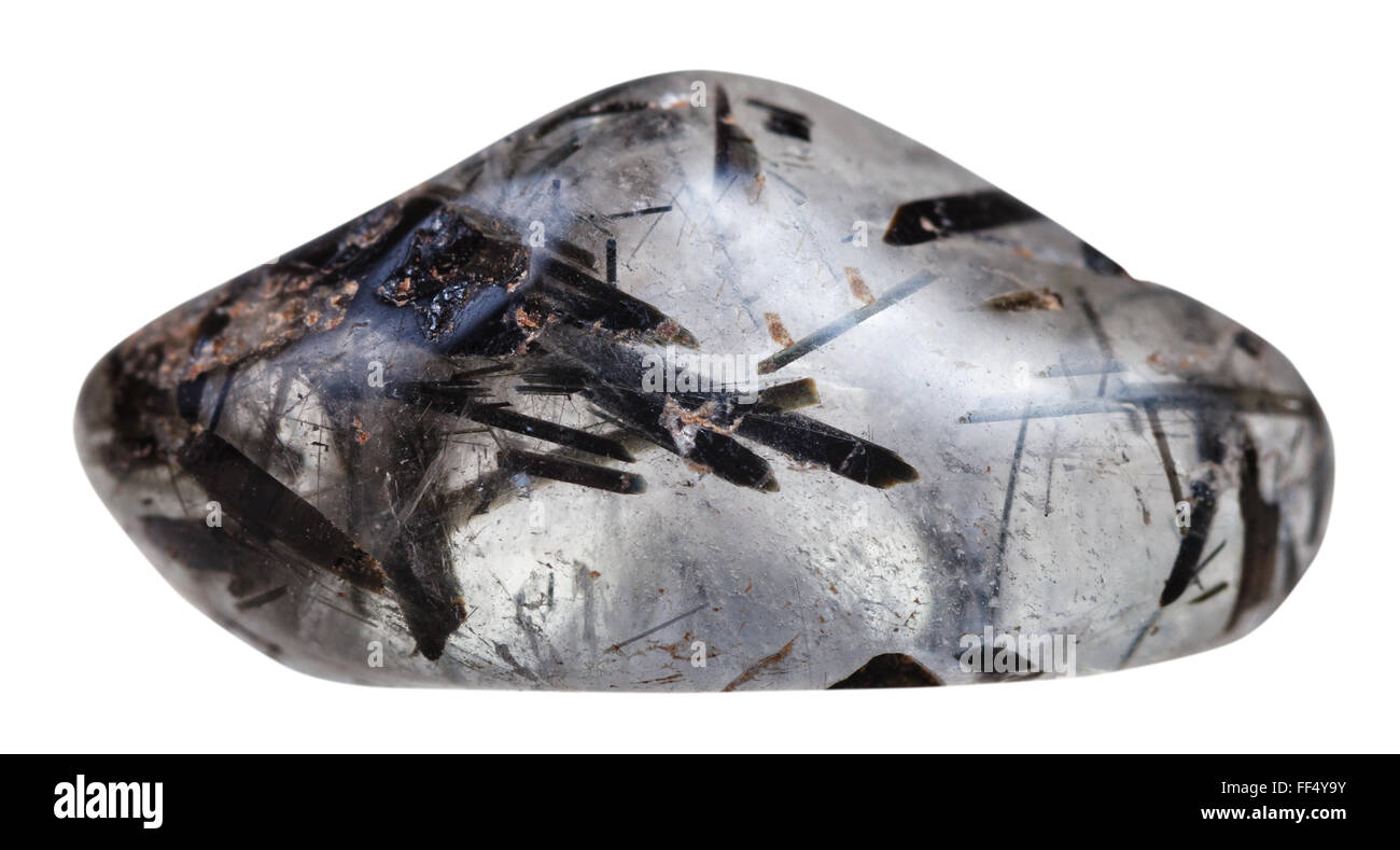 Makroaufnahmen von natürlichen Mineral Stein - Quarz-Haar-Wurm mit Schörl (schwarzer Turmalin) Kristalle Edelstein isoliert auf getrommelt Stockfoto