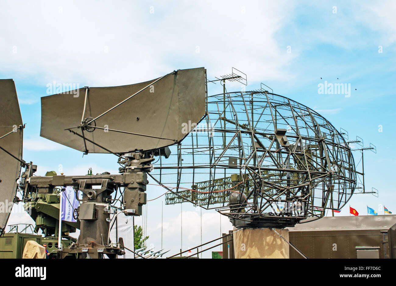 5. belarussischen militärische Ausstellung MILEX 2009 - 19-22. Mai 2009.Antennas Flak Verteidigung Radare. Stockfoto