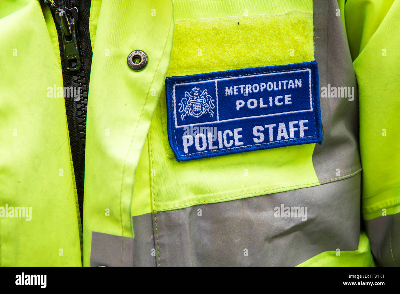 Eine Police Community Support Officer (PCSO) Abzeichen auf dem Schlag in größere London, Vereinigtes Königreich. Stockfoto