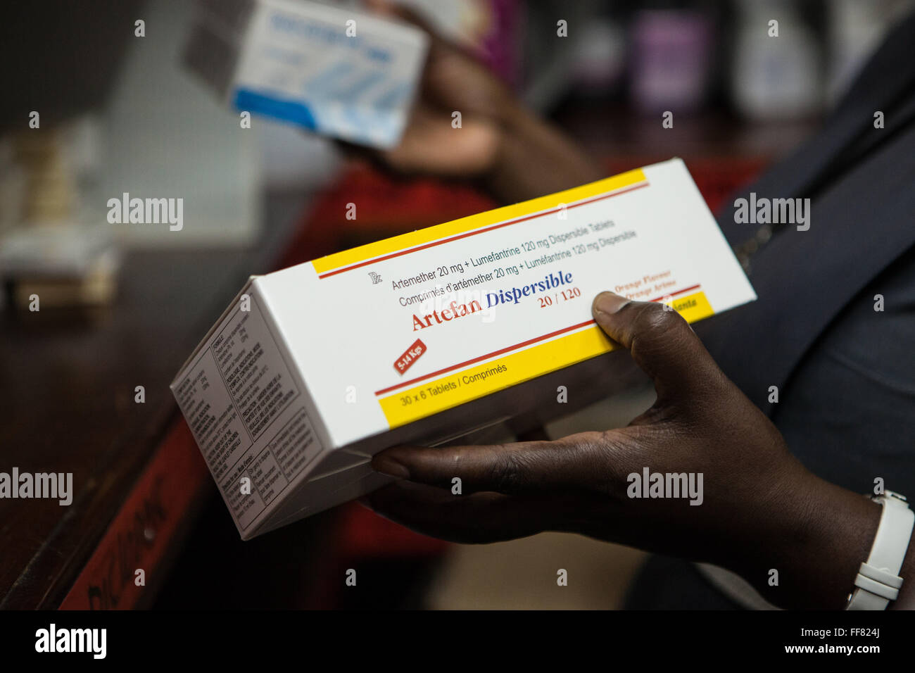 Malaria Medikamente, in der nach außen Patienten Apotheke St. Francis Hospital, Ifakara, Tansania. Stockfoto