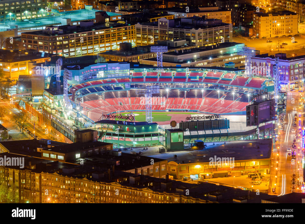 Fenway Park in der Nacht in Boston, Massachusetts. Stockfoto