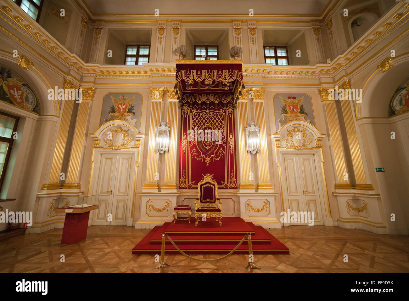 Throne Room In Royal Castle Stockfotos Throne Room In