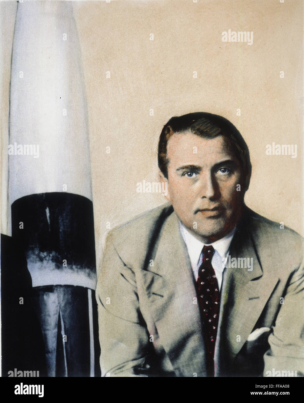WERNHER von BRAUN /n(1912-1977). Deutsche Raketenwissenschaftler. Öl über ein Foto, n.d. Stockfoto