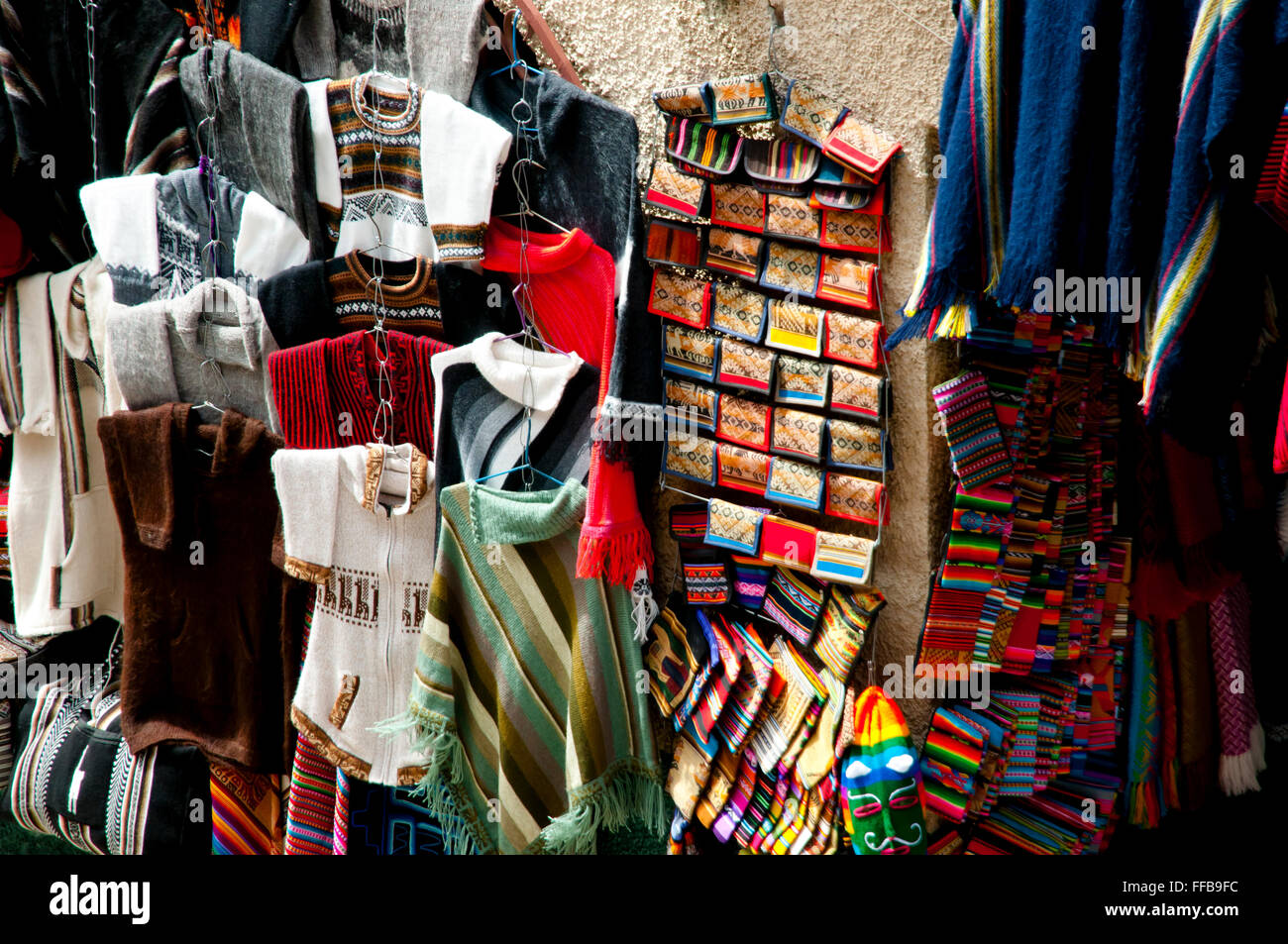 Traditionelle Hand gestrickte Kleidung - La Paz - Bolivien Stockfoto