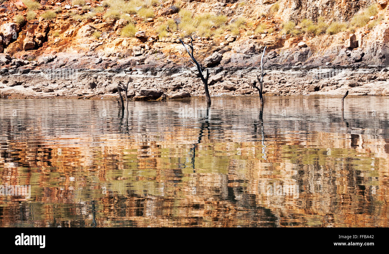 Lake Argyle ist West-Australiens größte und Australiens zweitgrößte künstliche Süßwasserreservoirs Volumenprozent. Das reservoir Stockfoto