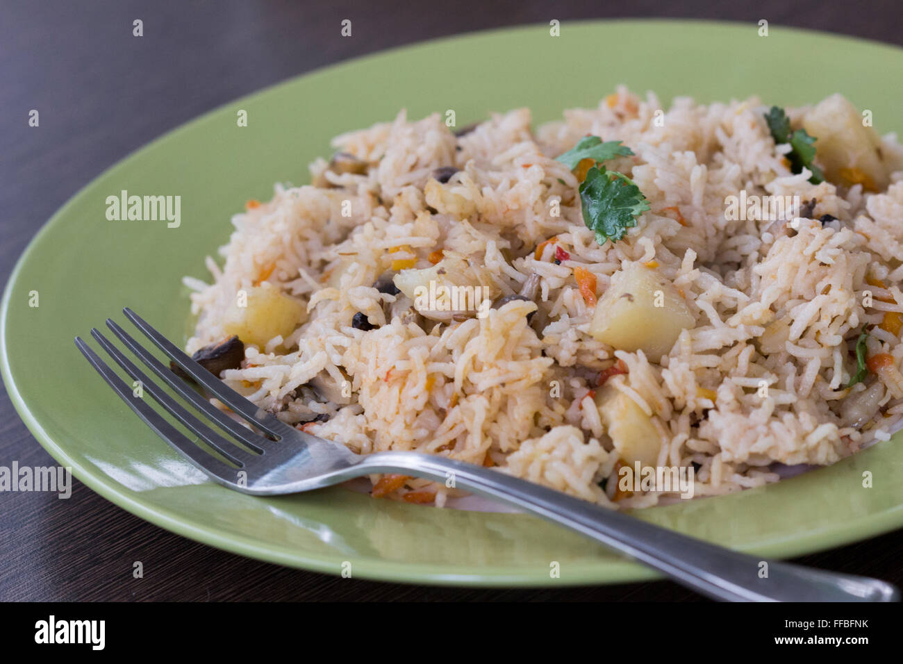 Goan Pilz Pulao ist fast ähnlich wie Goa Garnelen Pulao aber anstelle von Garnelen, Pilze werden verwendet, um zu kochen. Stockfoto