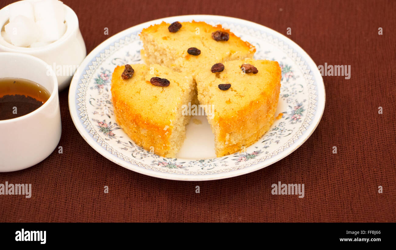 Baath-Kuchen ist eine einzigartige und traditionelle Dessert aus Goa. Baath-Torte, die ein traditionelles Goan Weihnachten und Ostern Delikatesse m Stockfoto