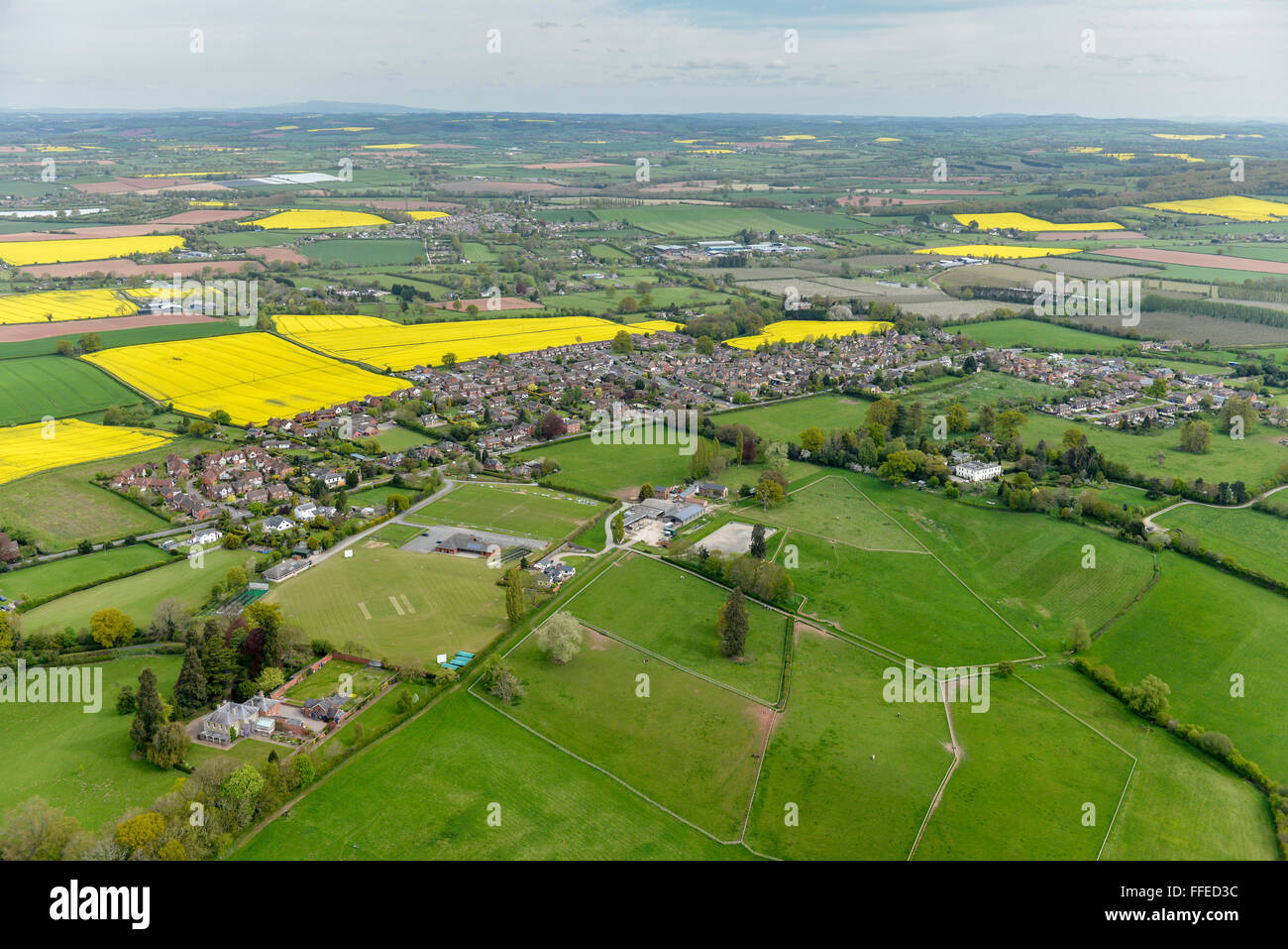 Eine Luftaufnahme von der West Midlands Dorf Hagley Stockfoto