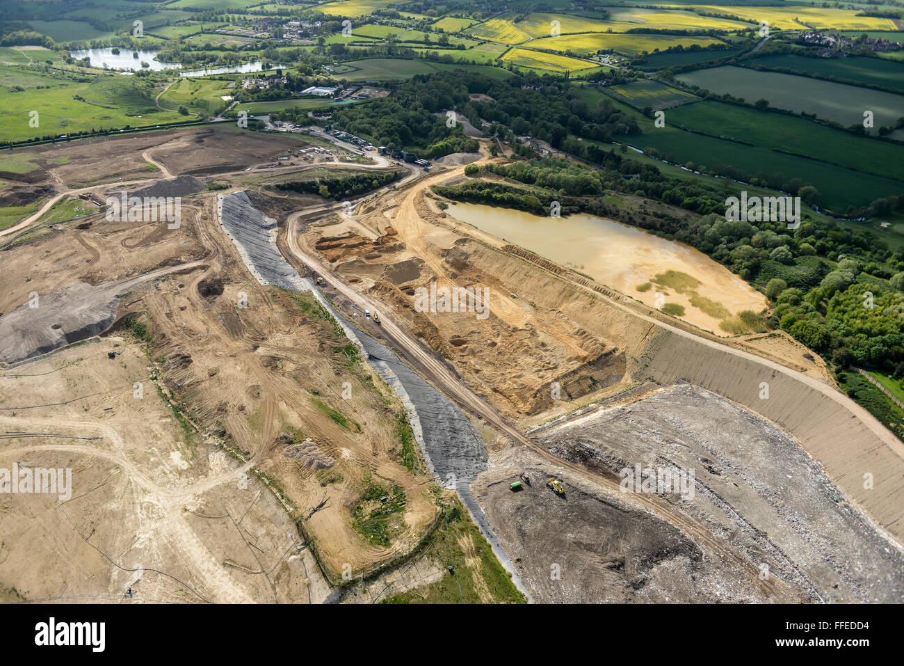 Eine Luftaufnahme einer Deponie in Hertfordshire, Großbritannien Stockfoto