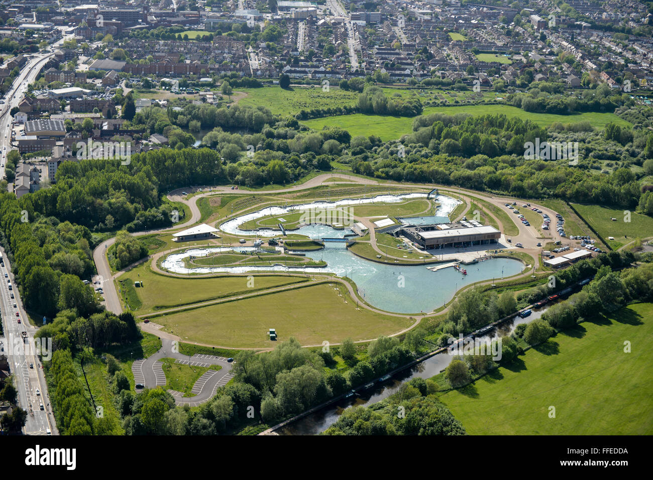 Eine Luftaufnahme von Lee Valley White Water Centre, gebaut für die Olympischen Sommerspiele 2012 in London Stockfoto