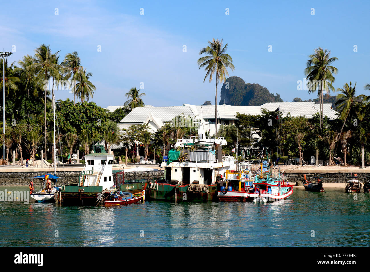 Thailand Krabi Phi Phi Inseln Koh Phi Phi Don Ao Tonsai Adrian Baker Stockfoto