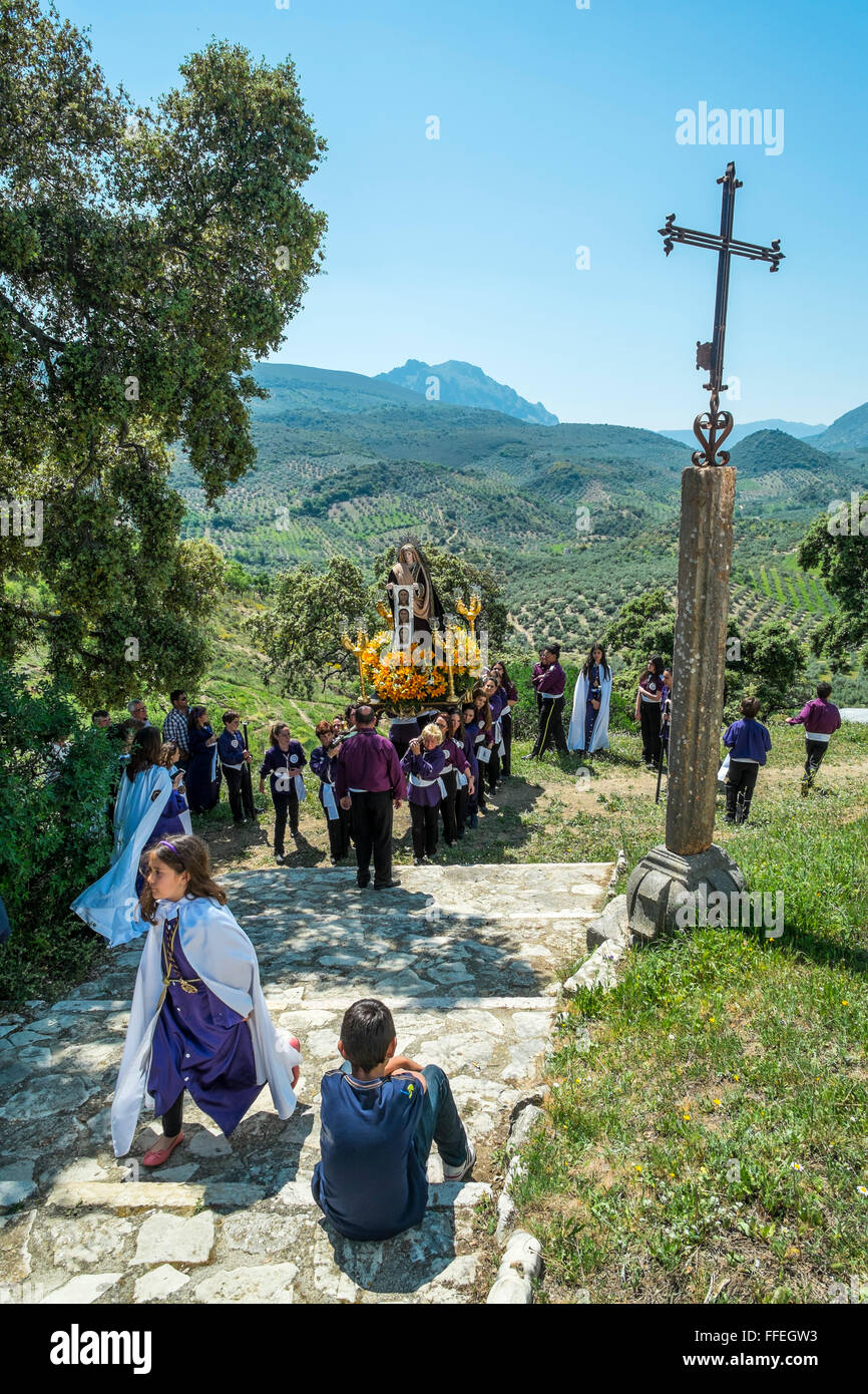 Semana Santa (Ostern) Feiern. Mit der St. Veronica nach Calvary (Ermita Calvario). Carcabuey, Cordoba. Spanien Stockfoto
