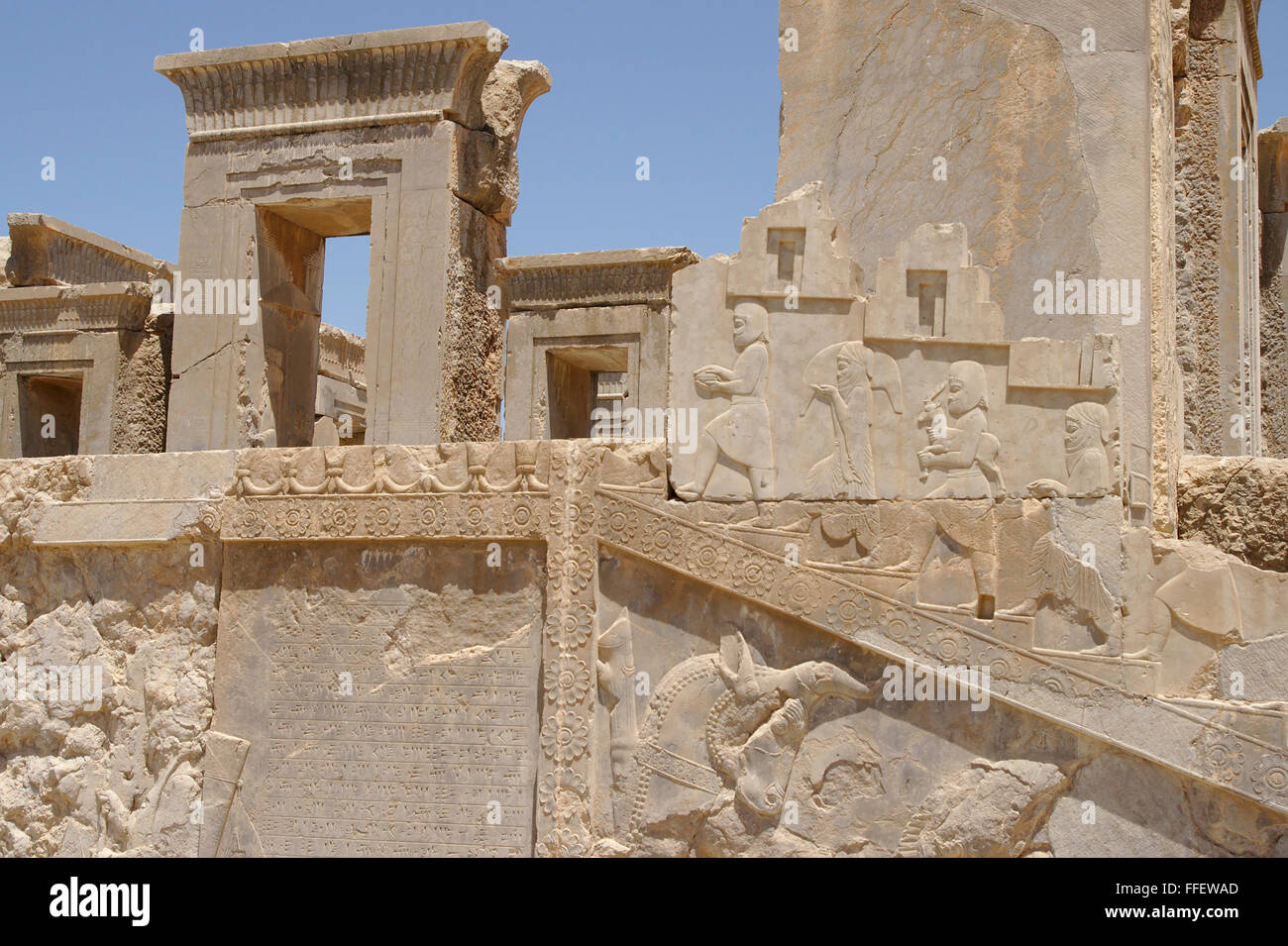 Relief auf der Treppe der Tachara Palast, Persepolis, Iran Stockfoto