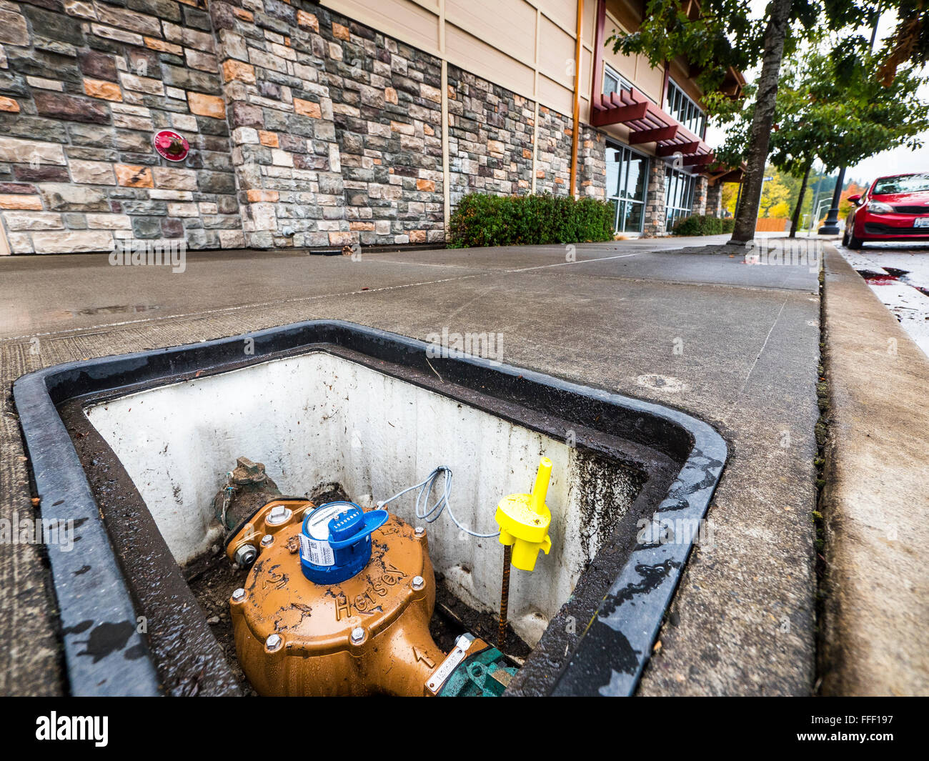 Im Boden Wasser-Zähler-Installation im US-Bundesstaat Washington Stockfoto