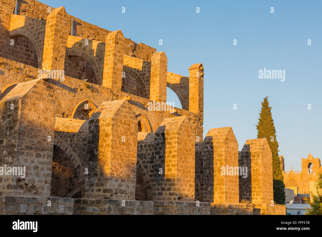 Sinan Pasha Moschee, ehemals Kirche St. Peter und Paul (1359), Famagusta, Nordzypern Stockfoto