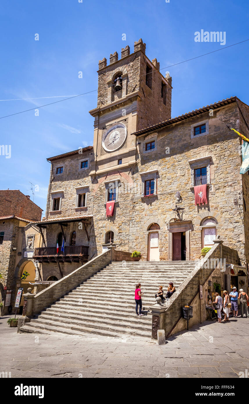 CORTONA, IYALY - 26. Juni 2015: Palazzo Comunale toskanischen historischen Gebäude in der Stadt Cortona, Italien Stockfoto