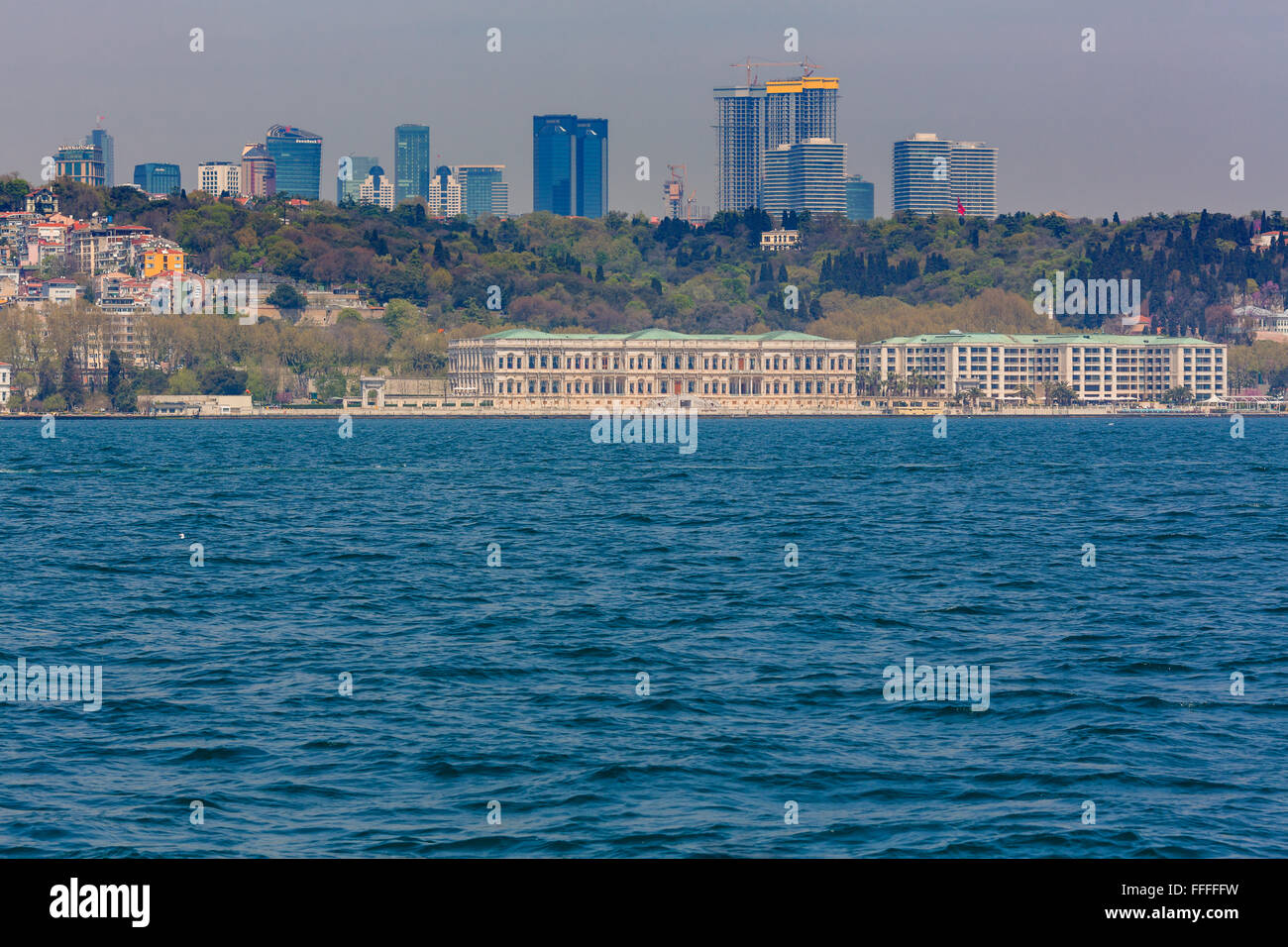 Stadtbild von Istanbul, Türkei von Bosporus Stockfoto