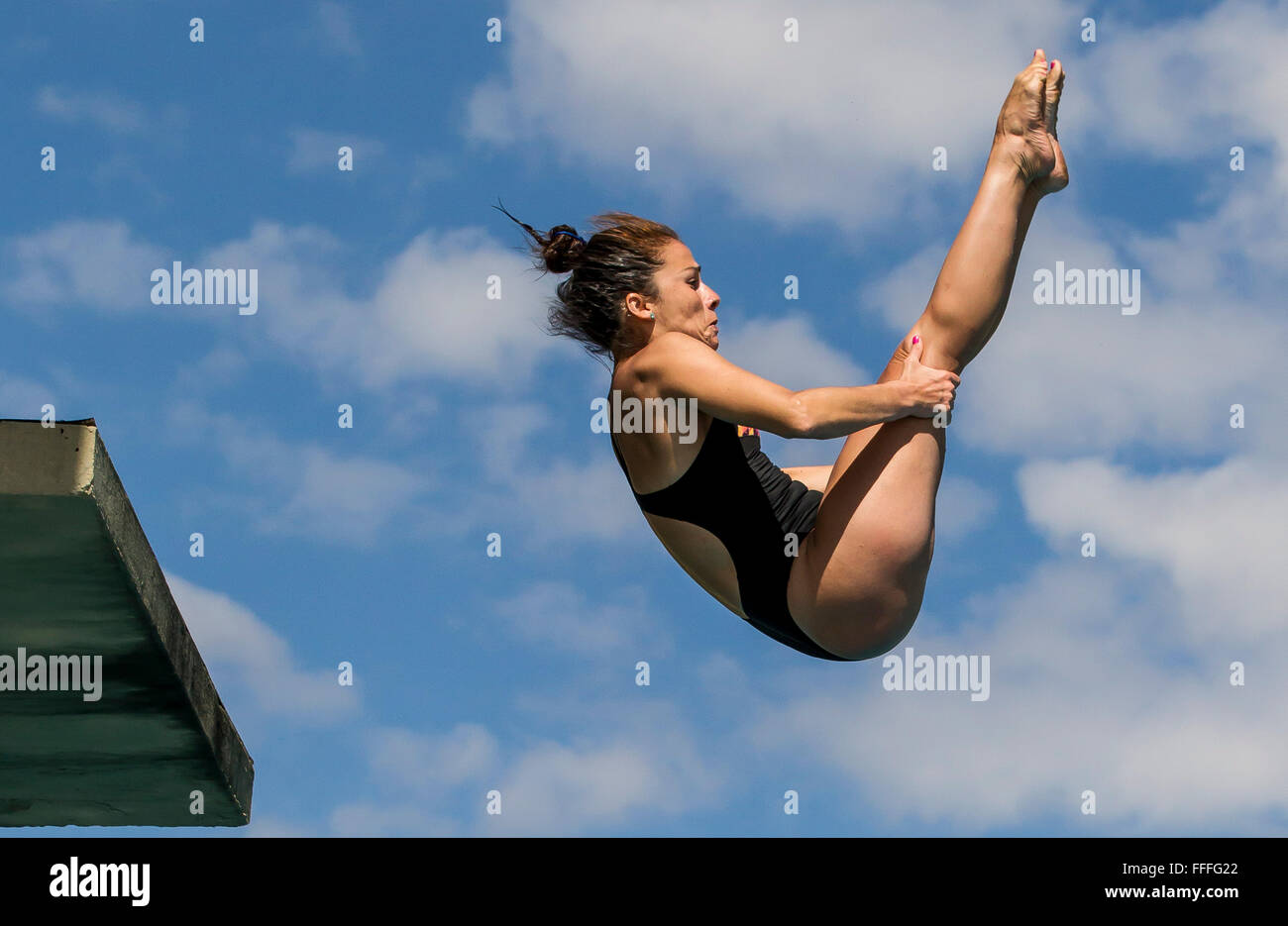 Brasilia, Brasilien. 11. Februar 2016. Braslia, DF. Brasil. 02.11.2016. Jaqueline Valente, Brasil, Durante Aclimatao e Treino Para Copa Do Mundo da Fina de Saltos Ornamentais, keine Centro de Excelncia da Universidade Estadual de Braslia(UNB), Manh Desta Quinta feira(11). O Evento Teste Preparativo de Saltos Ornamentais Das Olimpadas Rio 2016 Ocorre Em Fevereiro. © Csm/Alamy Live-Nachrichten Stockfoto