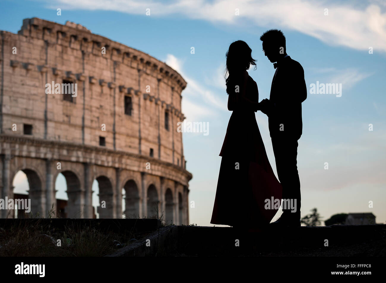 Zu zweit am Kolosseum. Rom. Italien Stockfoto