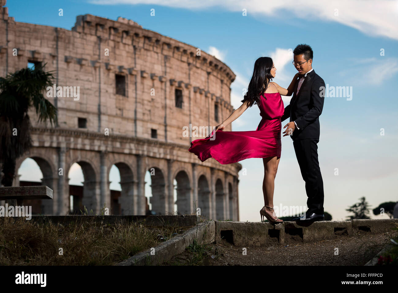 Zu zweit am Kolosseum. Rom. Italien Stockfoto