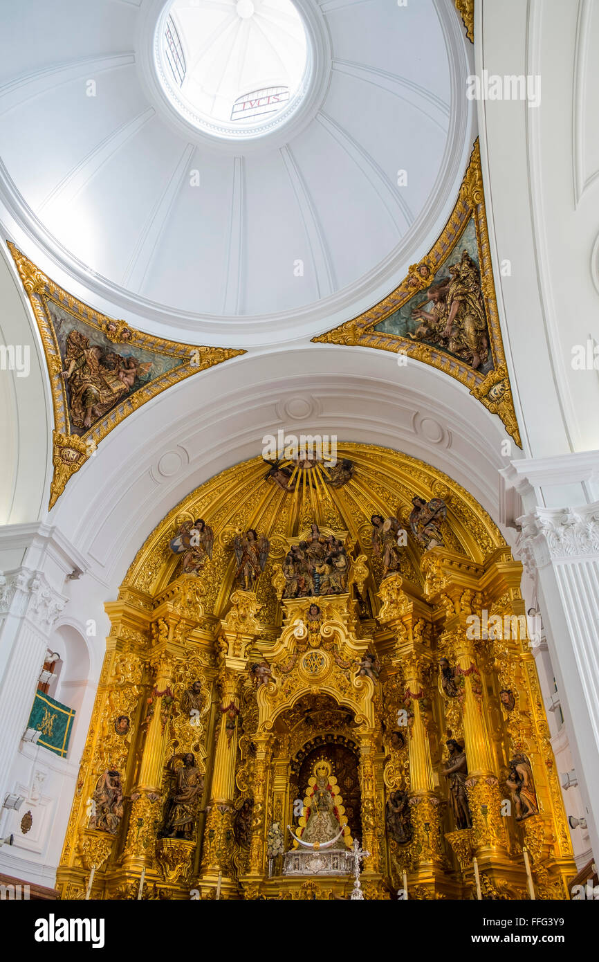 Altar der Kirche der Muttergottes von Rocio. El Rocio, Huelva, Andalusien. Spanien Stockfoto