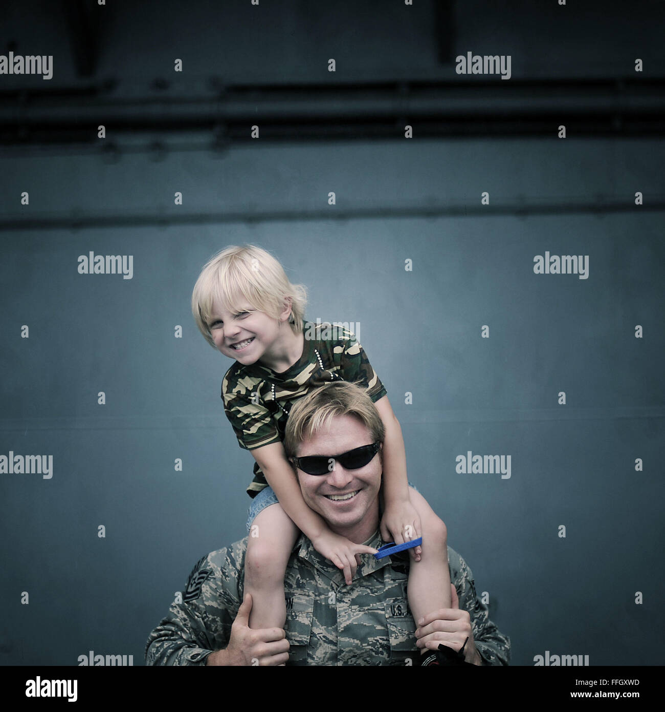 Tech sgt wes loignon dexter loignon woher sie kommen -Fotos und ...