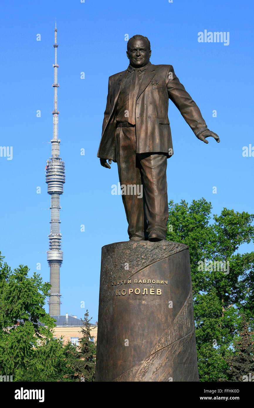 Denkmal für die sowjetischen Rakete Ingenieur und Raumfahrzeuge Chefdesigner Sergei Pavlovich Korolev (1907-1966) in Moskau, Russland Stockfoto