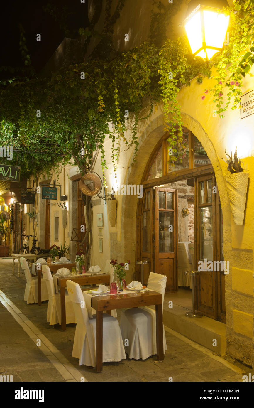 Das avli restaurant in rethymnon -Fotos und -Bildmaterial in hoher ...