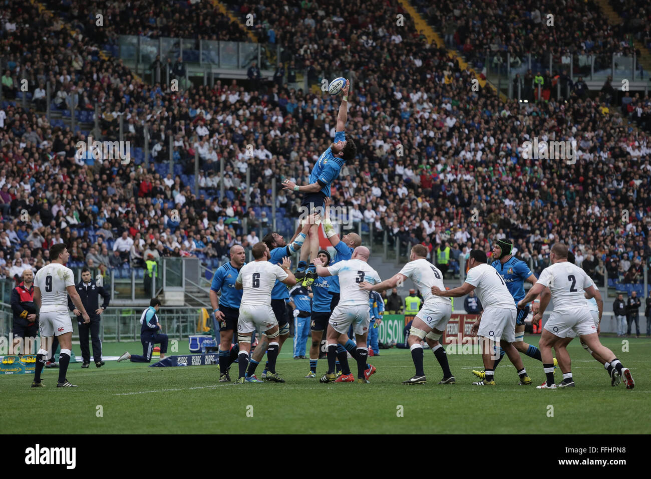 Rome,Italy.14st Februar 2016. Italien zweite Zeile Biagi gewinnen die Note für seine Mannschaft in RBS Six Nations Italien gegen England © Massimiliano Carnabuci/Alamy Nachrichten Stockfoto