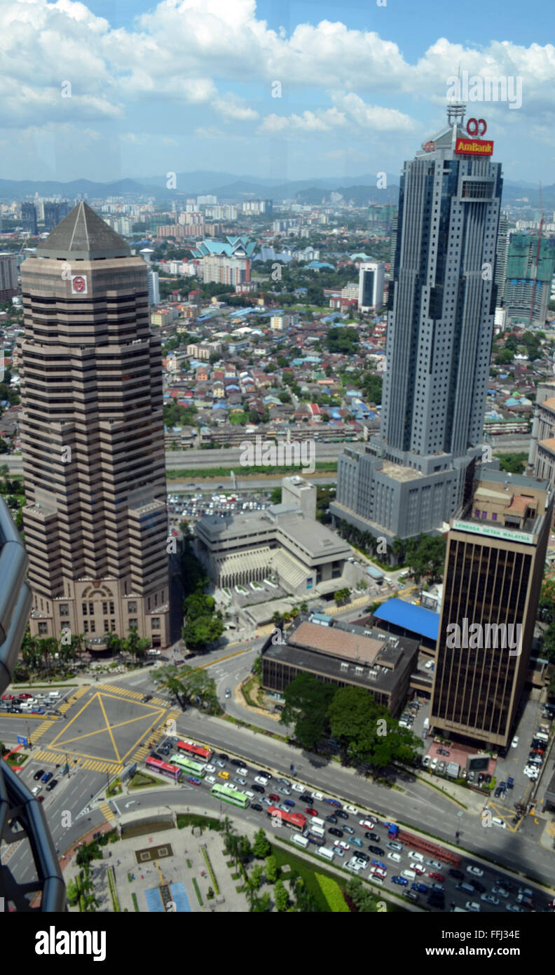 Kuala Lumpur, Kapital Stadt von Malaya.The1483ft Petronas Towers zu den höchsten der Welt. Blick von der Brücke der Türme Stockfoto