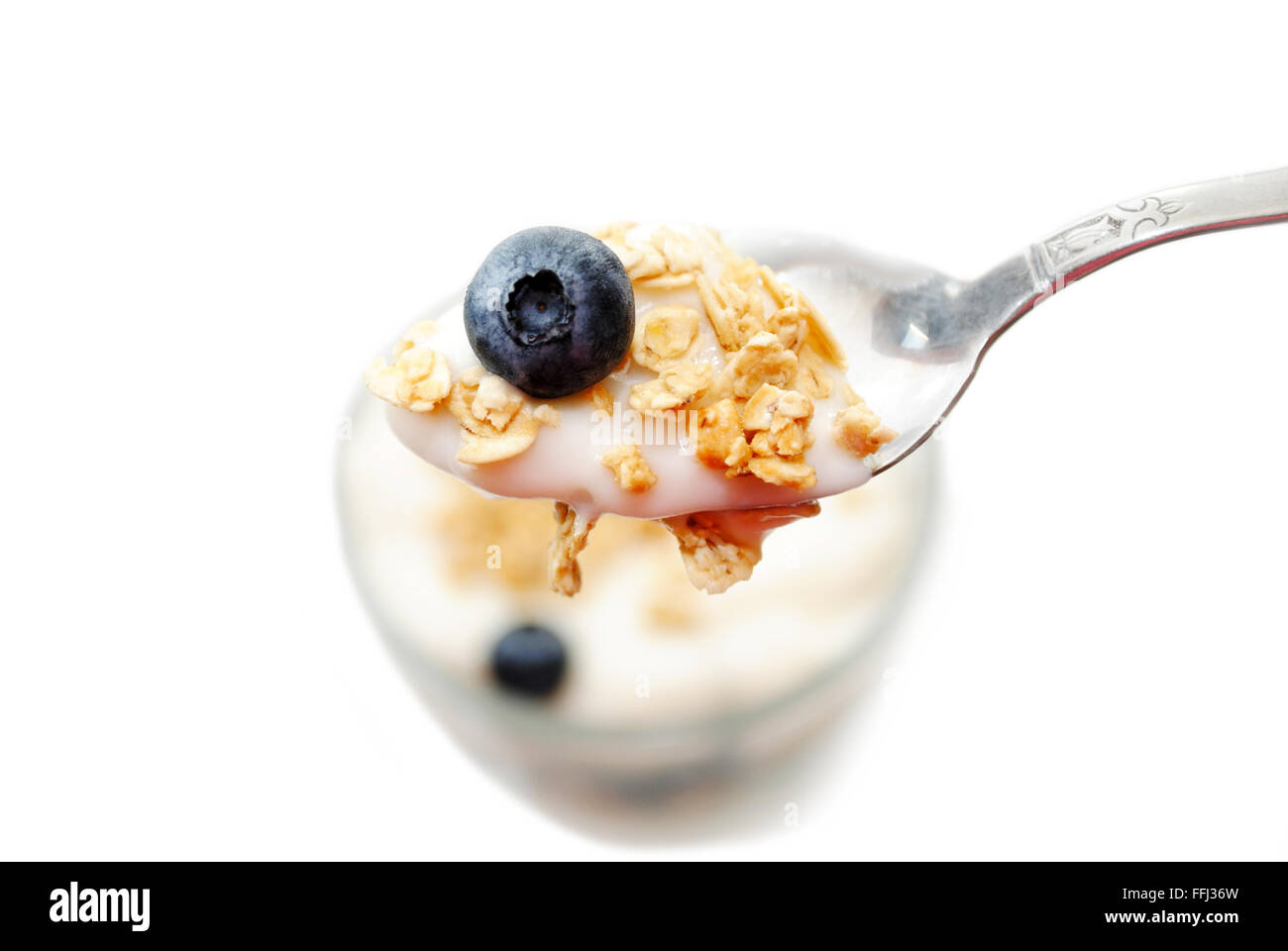 Essen Bio-Joghurt, Heidelbeeren mit frischen Hafer-Müsli Stockfoto