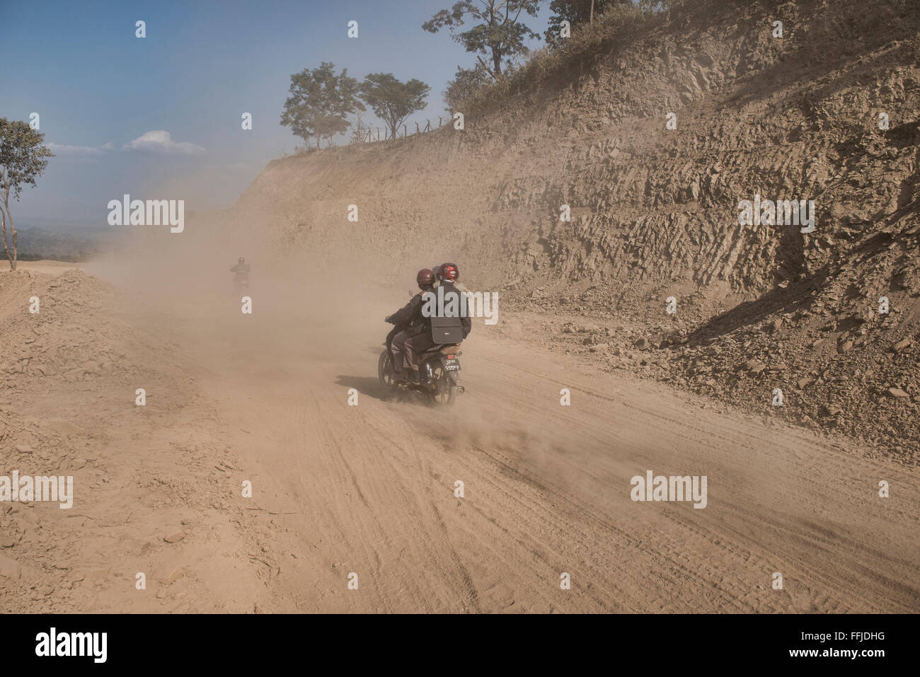 Schlechte Straßen sind die Norm in Chin State in Myanmar Stockfoto