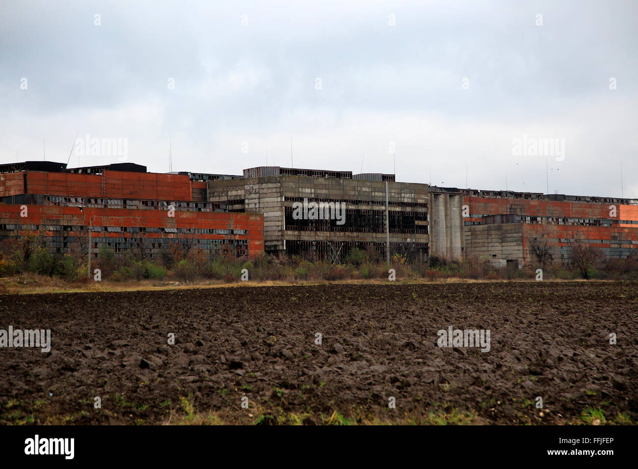 Deindustrialisierung geschlossenen Fabrik Schwerindustrie, Provinz Shishmantsi, Plovdiv, Bulgarien, Osteuropa Stockfoto