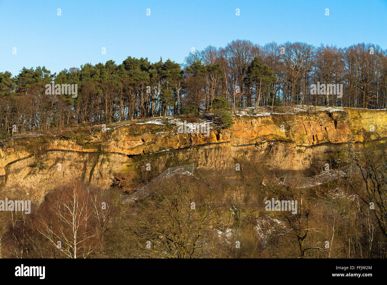 Europa, Deutschland, Ruhrgebiet, Witten, am Steinbruch Duenkelberg eine Kohleschicht ist sichtbar Stockfoto