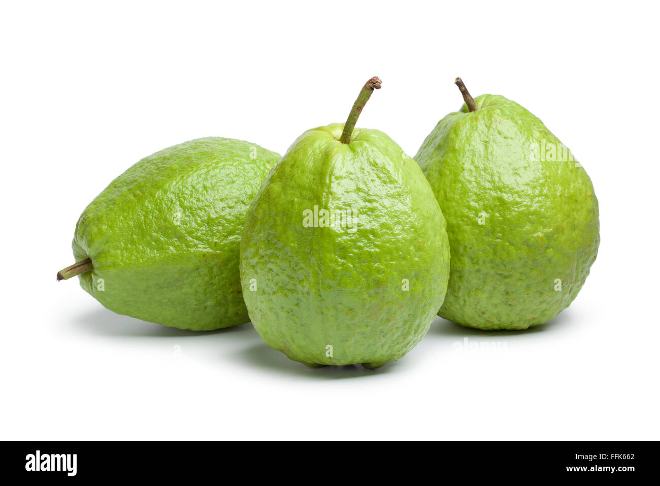 Ganz frisch Guava Obst auf weißem Hintergrund Stockfoto