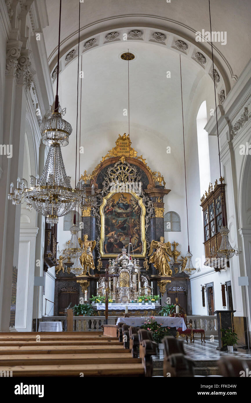 Der Beistand der Kirche Our Lady oder Mariahilferkirche Interieur in Graz, Österreich Stockfoto