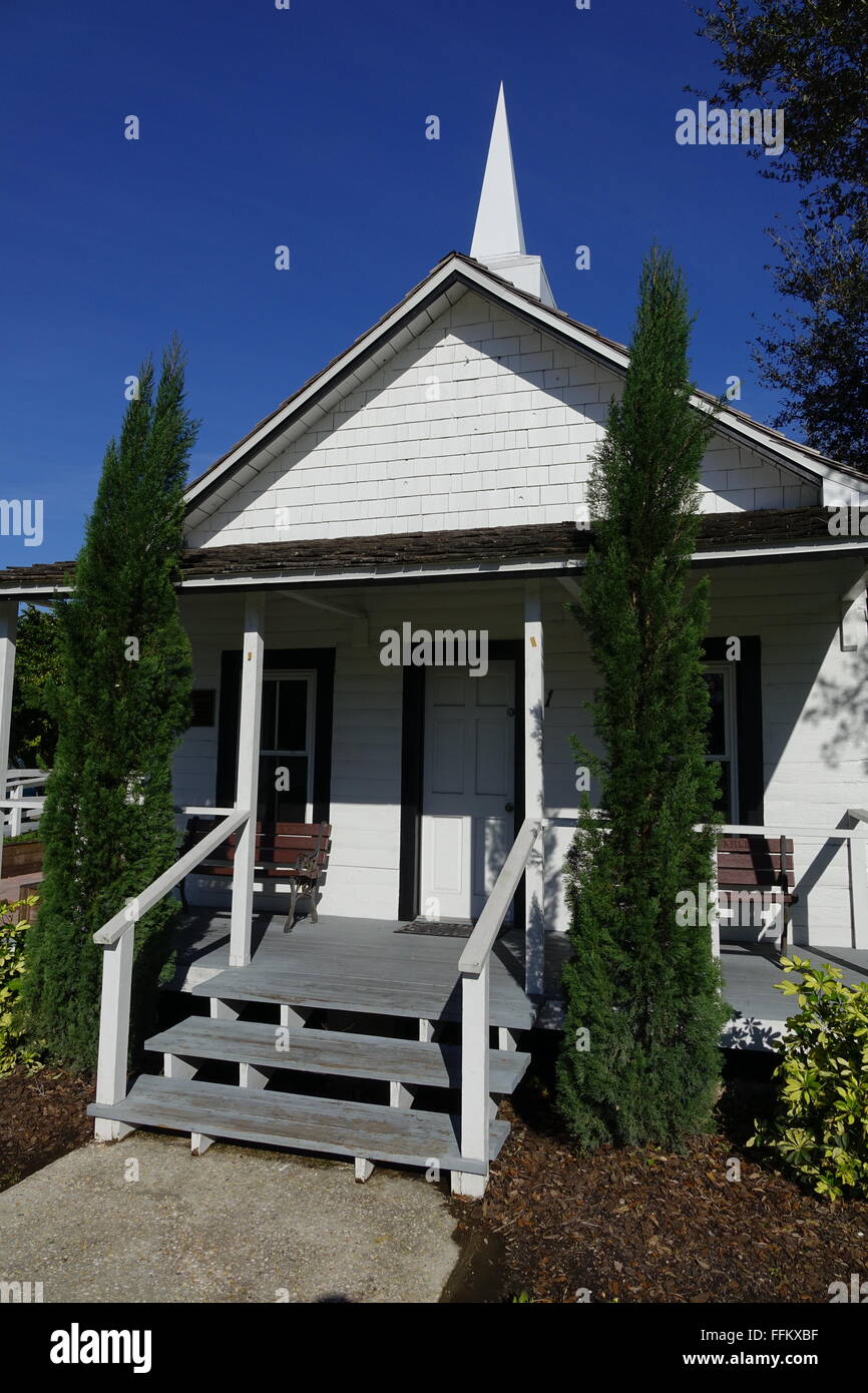 Pilger Rest Primitive Baptist Church in Bailey RiverBridge Gardens, das älteste Gebäude in Ormond Beach. Stockfoto