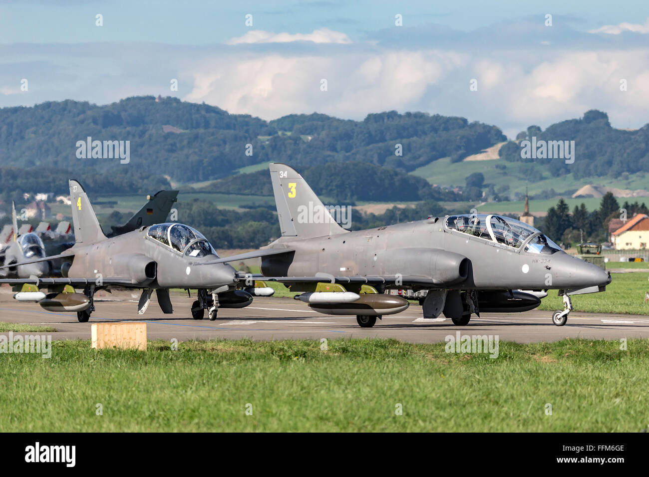 Finnische Luftwaffe betrieben British Aerospace Hawk Mk.51 Jet-Schulflugzeug der Midnight Hawks Bildung Display team Stockfoto