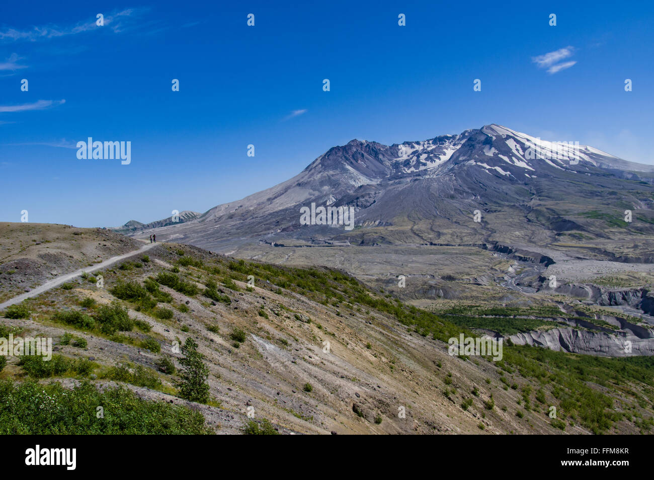 Touristischen Besucher Mount St. Helens vom Johnston Ridge Observatory Stockfoto