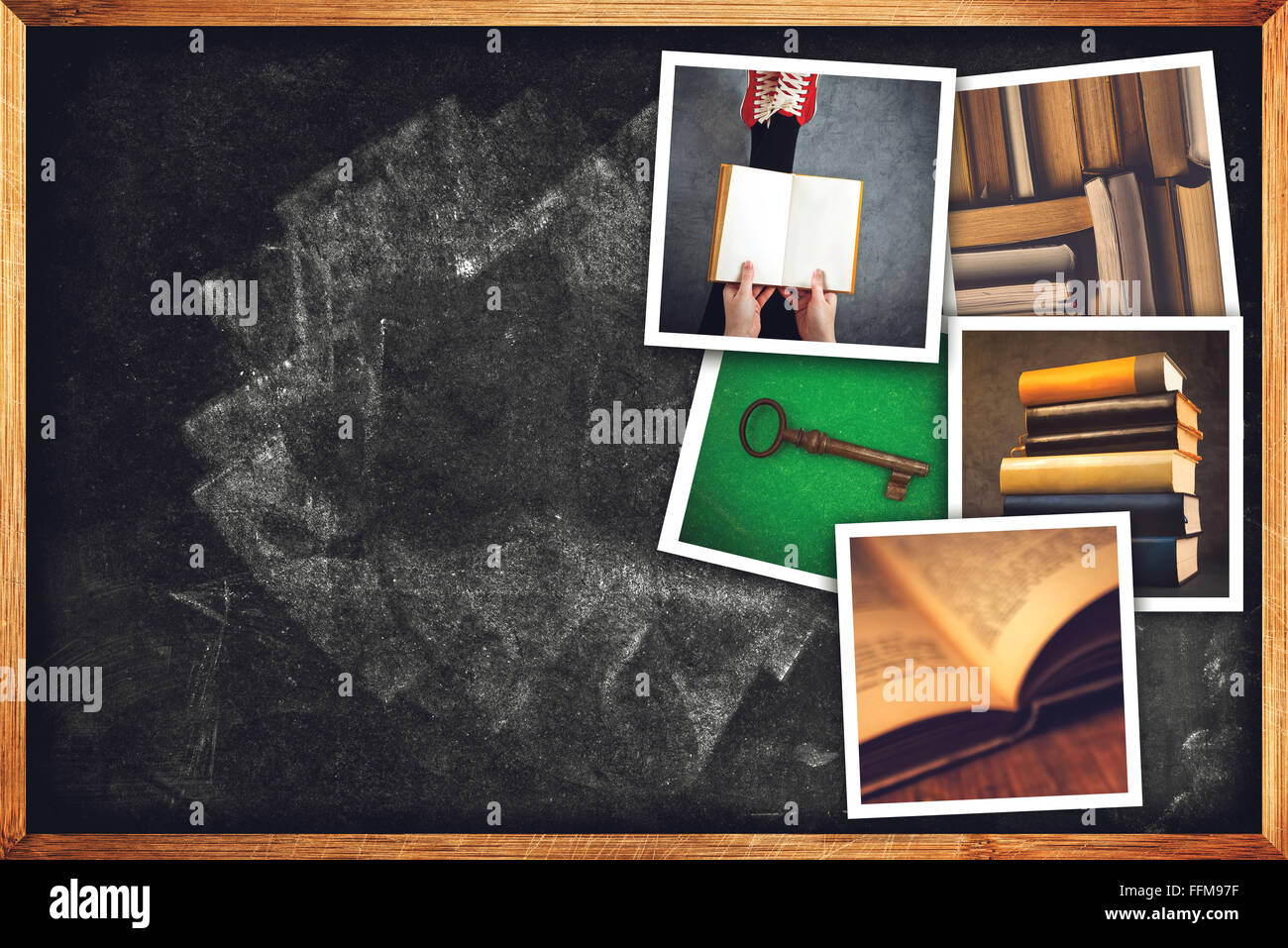 Das Lesen von Büchern Fotomontage, Stapel von Bildern auf Tafel Textur als Textfreiraum Stockfoto