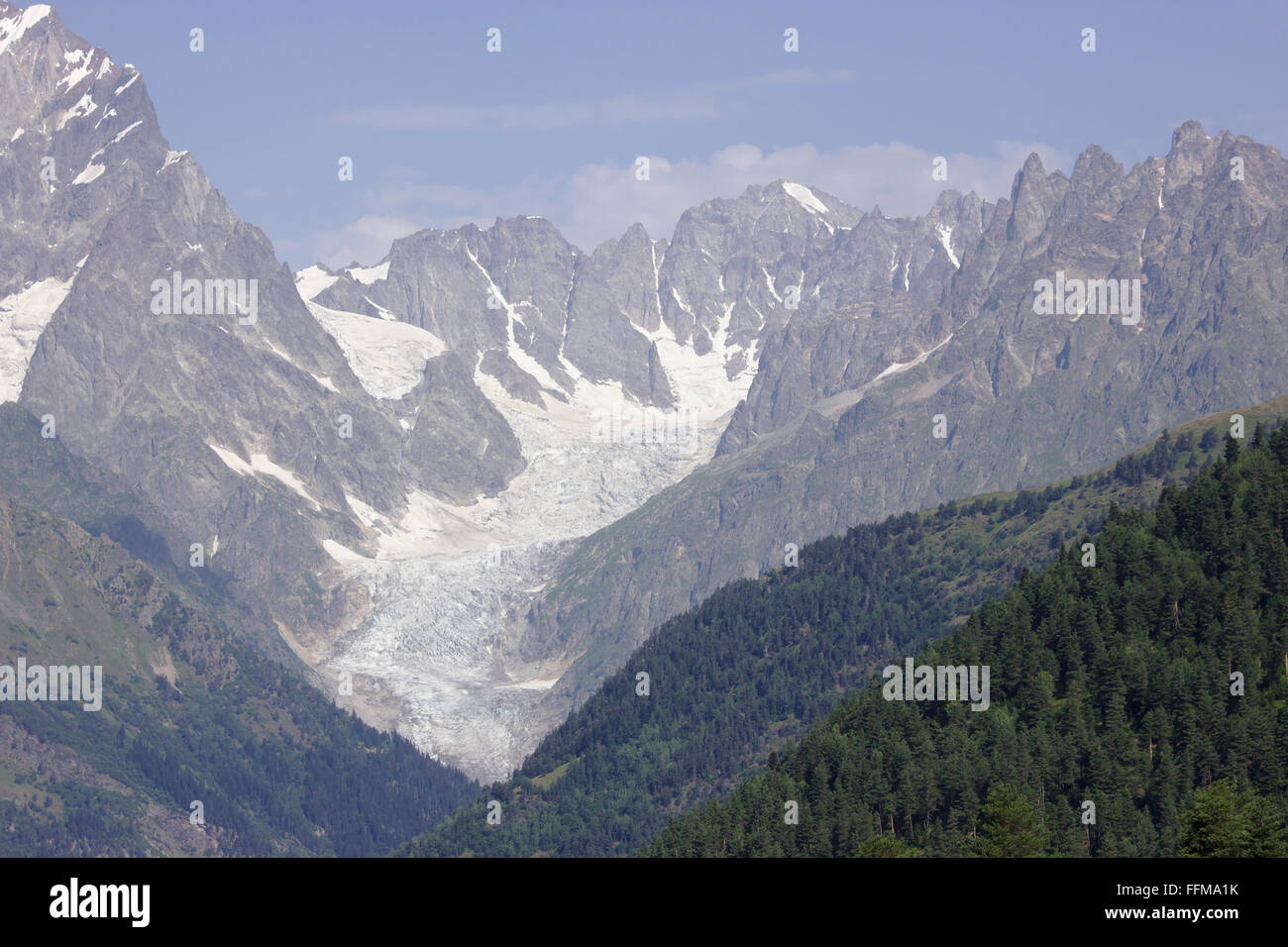 Chalati Gletscher vom Grat östlich von Mestia, Mestia Ushguli Trek, Swanetien, Georgia Stockfoto