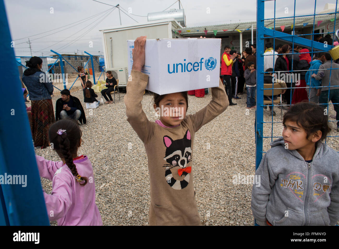 Hygiene-Kits Verteilung von UNICEF im Flüchtlingslager Ashdi im Nordirak Stockfoto