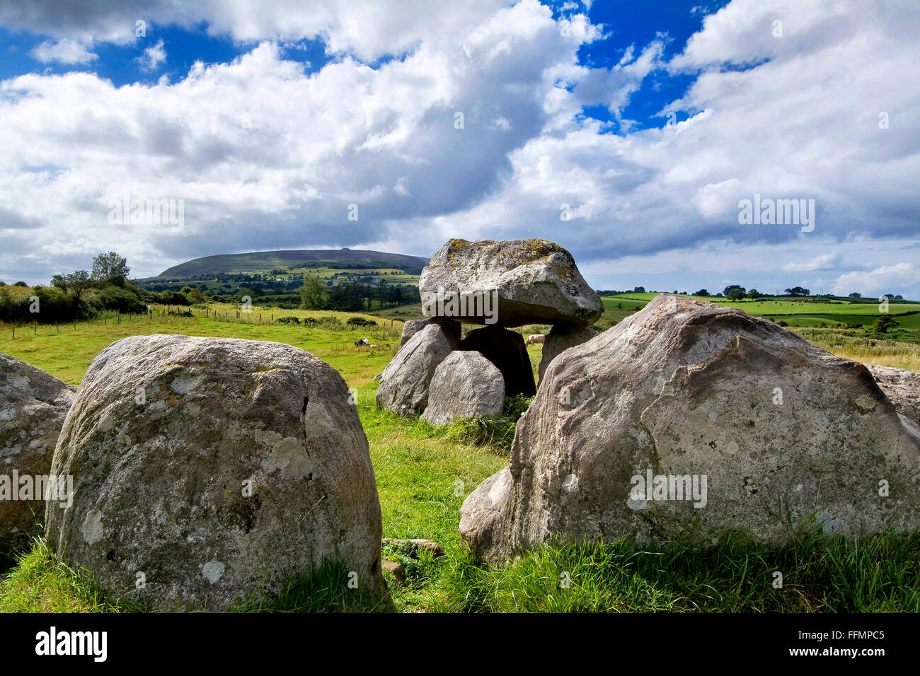 Der Kissing Stone Circle im Carrowmore Megalithic Complex, County Sligo Stockfoto