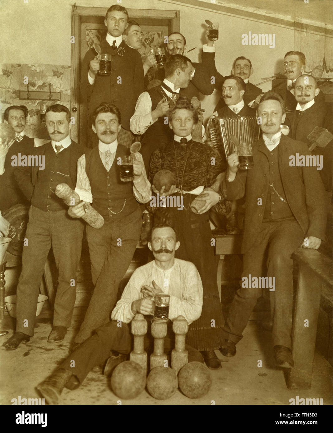 Sport, Kegeln Club, Gruppenbild, Merseburg, Deutschland, um 1909, zusätzliche-Rechte-Clearences-nicht vorhanden Stockfoto