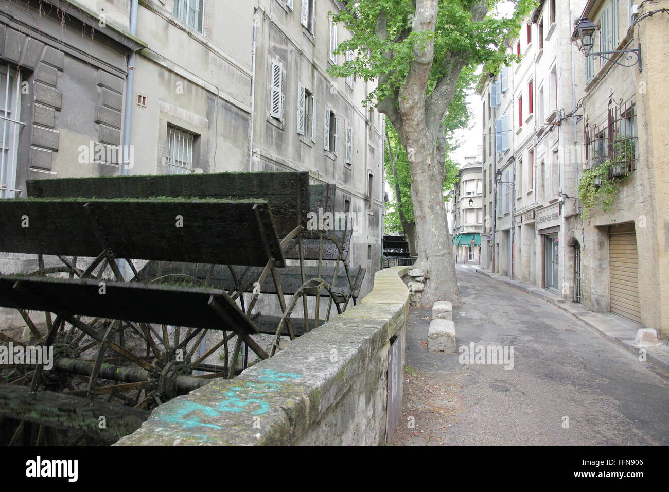 Geographie/reisen, Frankreich, Avignon, Rue Strasse Teinturiers (Straße von Wassermühlen), Additional-Rights - Clearance-Info - Not-Available Stockfoto
