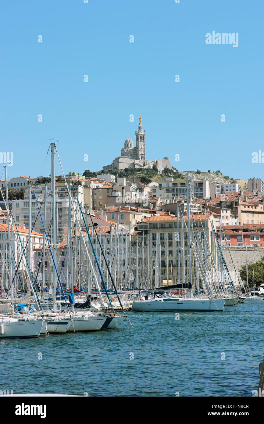 Geographie/reisen, Frankreich, Marseille Vieux-Port, Kathedrale Notre-Dame de la Garde,, Additional-Rights - Clearance-Info - Not-Available Stockfoto
